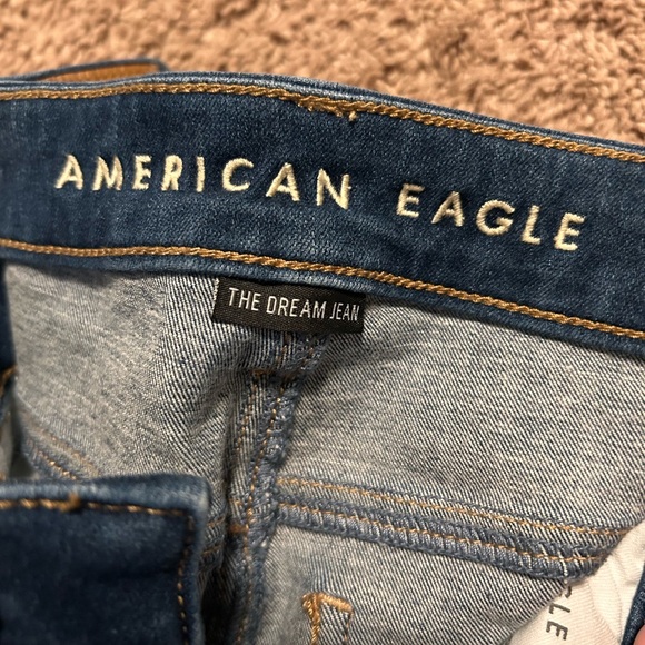 Women's American Eagle Jeans - Picture 2 of 4
